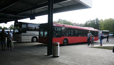 Iš naujosios Klaipėdos autobusų stoties jau vežami keleiviai.