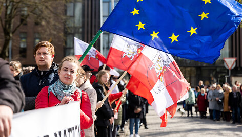 Vilniaus kra&scaron;to lenkų protesto akcija lenkų mokykloms apginti
