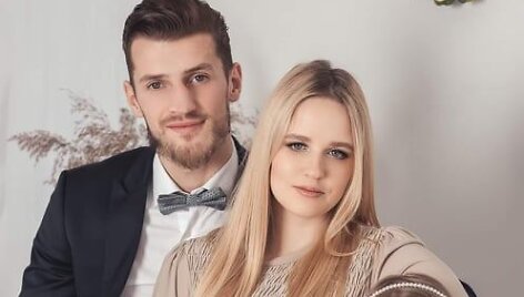 Akvilės Vik&scaron;raitienė su &scaron;eima