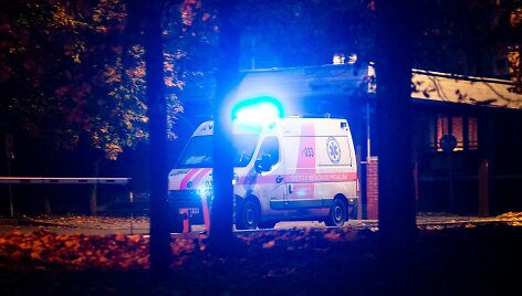 COVID-19 pacientai atvežami į Vilniaus miesto klinikinę ligoninę