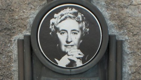 Anglų rašytoja Agatha Christie (1890–1976)