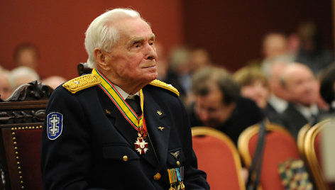 Viktoro Ašmensko 100 metų jubiliejaus paminėjimo akimirka Vilniaus rotušėje