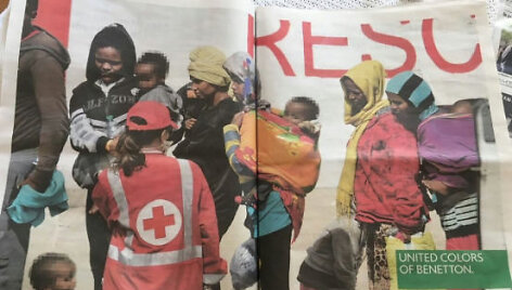 &bdquo;Benetton&ldquo; reklama su i&scaron;gelbėtais migrantais 