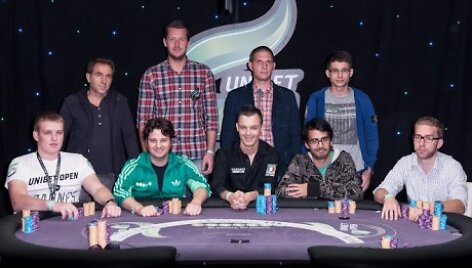 Linas Laurinėnas (pirmas i&scaron; kairės) turnyro finale / organizatorių nuotr.