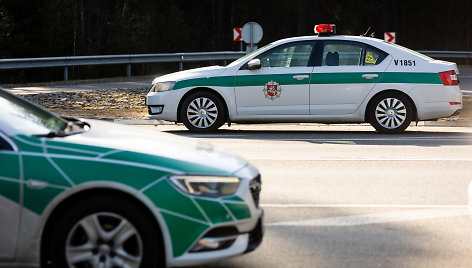 Rytinis kelių policijos reidas Eišiškių plente