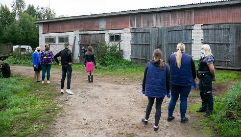 Gyvūnų gynėjų dėmesio sulaukusi veisykla Širvintose