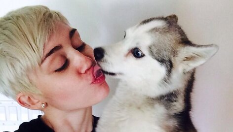 Miley Cyrus ir Floydas