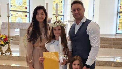 Andriaus Rimi&scaron;kio dukra Lėja, žmona Vaida ir mažoji Andrėja