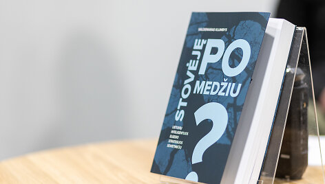 Diskusija: &bdquo;Ar inteligentai stovėjo po medžiu? Sovietmečio prisitaikymo paradoksai.&ldquo;