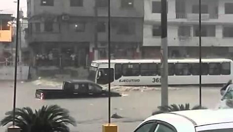 public-transportation-in-ecuador