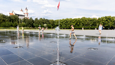 Viena kar&scaron;čiausių &scaron;ios vasaros popiečių Vilniuje