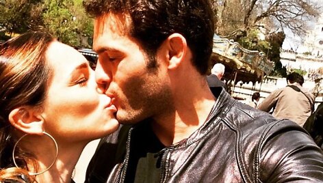Kelly Brook ir Jeremy Parisis