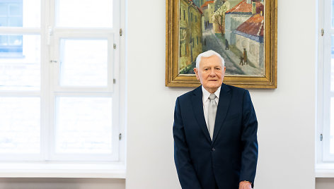 96-ąjį gimtadienį minintis V.Adamkus: norėčiau dar porą metų matyti Lietuvos progresą