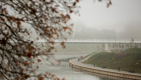 Vilnių užklojęs rytinis rūkas