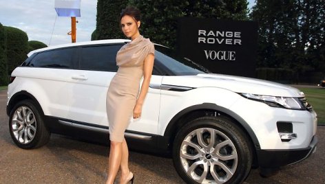 Victoria Beckham ir „Range Rover Evoque“