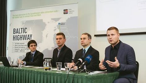 Baltic Highway pristatymo spaudos konferencija. Iš kairės į dešinę: Paulius Jakutavičius,Juozas Rumbutis,  Petras Masiulis, Paulius Mačiulevičius