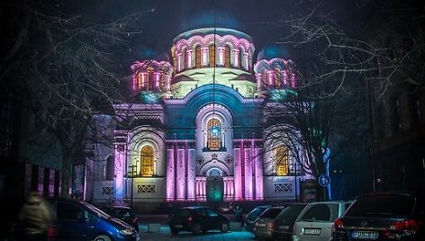 Ap&scaron;viestas soboras Kauno Laisvės alėjoje