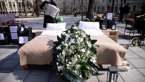 Protesto akcija „Paskutinė verslo vakarienė“