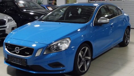 Mobile.de parduodamas „Volvo S60 Polestar“