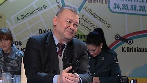 Vytautas Grigaravicius su ginklu