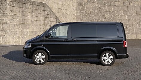 Volkswagen Multivan Business tamsintais stiklais