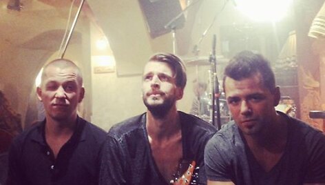 Grupė &bdquo;Freaks on Floor&ldquo; prie&scaron; filmo &bdquo;2 naktys iki ryto&ldquo; filmavimą
