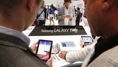&bdquo;Samsung&ldquo; plan&scaron;etinis kompiuteris &bdquo;Galaxy Tab 7.7&ldquo;