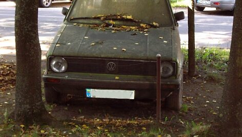 Apleistas automobilis &bdquo;Volkswagen Golf&ldquo;