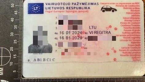 Vairuotojo pažymėjimo klastotė