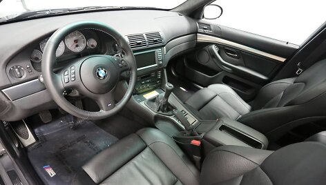 &bdquo;Enthusiast Auto Group&ldquo; parduodamas 2003 m. BMW M5