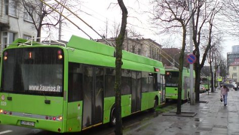 Dėl avarijos Kęstučio gatvėje susidarė kamštis, kuriame įstrigo ir keletas autobusų bei troleibusų