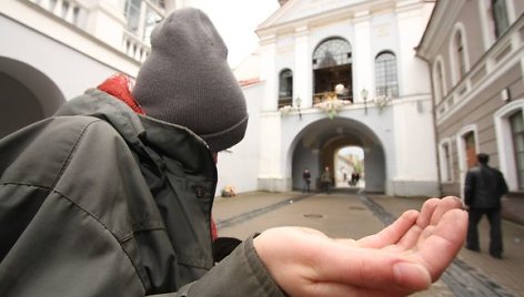 Vilniui teks prašyti finansinės paramos ištiesus ranką, nes dabartinės skolos tik šiek tiek mažesnės nei šių metų biudžetas.