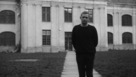 Arturas Bum&scaron;teinas Parodų rūmuose atvers garsinę studiją.