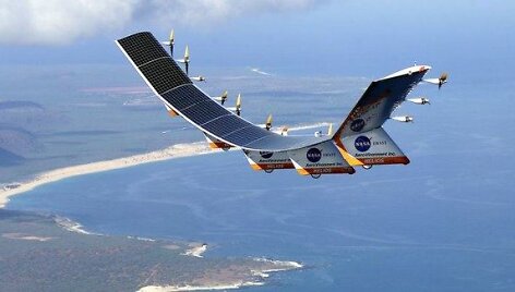 Bepilotis dronas &bdquo;Hawk 30&ldquo; 