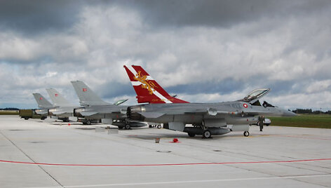 Danijos karali&scaron;kųjų karinių oro pajėgų naikintuvai F-16