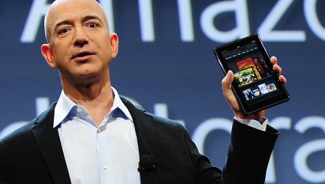 „Amazon“ generalinis direktorius Jeffas Bezosas pristato planšetinį kompiuterį „Kindle Fire“.