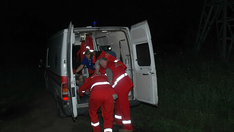 Nukentėjęs paauglys i&scaron;vežamas į ligoninę