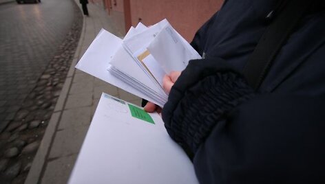 Registruoti lai&scaron;kai turi atkeliauti tiesiai į namus, o nesant &scaron;eimininkui, pa&scaron;to dėžutėje paliekamas informacinis lapelis.