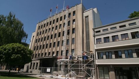 Po ilgesnės pertraukos savivaldybės administracijoje bus vykdoma kiek rimtesnė reorganizacija, kurios metu darbo neteks 40 darbuotojų. 