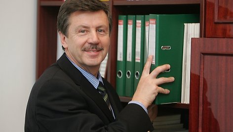 L.V.Papirtis: „Tas mokestis nepriklausys nuo to, ar tu dirbi, ar guli komoje“.