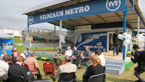 Metro stotelėje ketinama suteikti visą informaciją apie metro naudą.