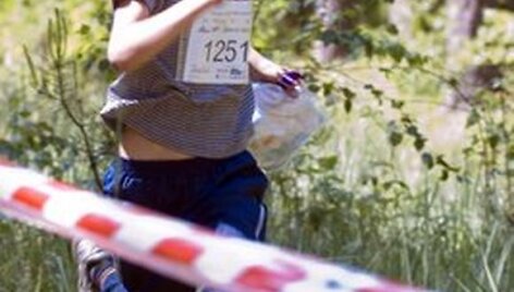 Orientacininkai varžosi skirtingose amžiaus kategorijose, todėl varžybose gali dalyvauti ir vaikai, ir senjorai.  