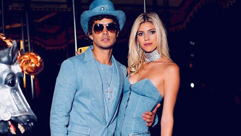 Devon Windsor ir Jonathanas Barbara persirengę Britney Spears ir Justinu Timberlake'u 