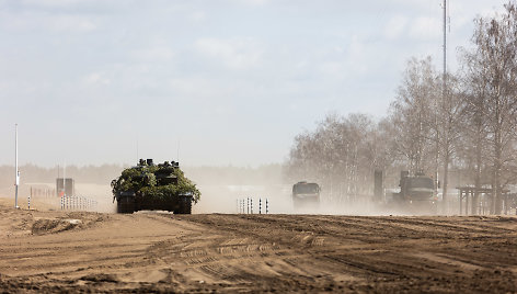 Ministrės pirmininkės apsilankymas NATO Priešakinių pajėgų batalione Pabradėje