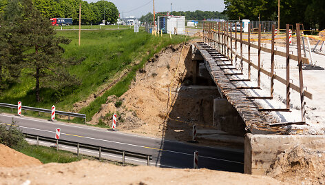 Remontuojamas viadukas Galvės gatvėje, kelyje Vilnius-Trakai