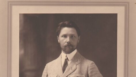 A. Žmuidzinavičius su &scaron;aulių uniforma 1922 m.