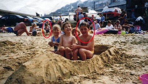 Jaunavedžiai Nickas Wheeleris ir Aimee Maiden rado nuotrauką, kurioje jie abu nufotografuoti vaikystėje dar prie&scaron; susipažindami