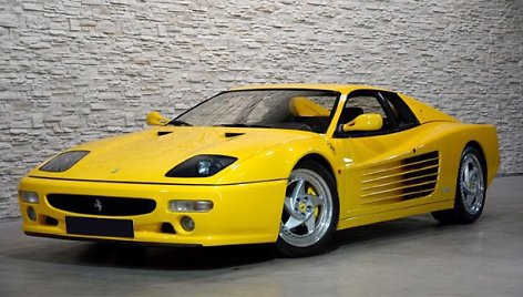 „Ferrari Testarosa“