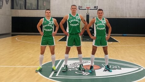 Retro &bdquo;Žalgirio&ldquo; apranga