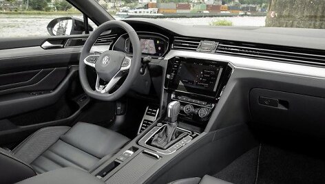 Naujo VW Passat salonas